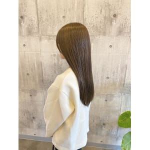 さらツヤストレート《ARCH CHIAKI》 - ARCH【アーチ】掲載中