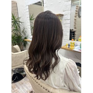 大人かわいい/ナチュラルブラウン/ミディアム