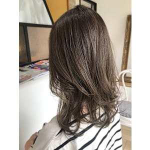 Lianan(リアナン)小さな美容室×スタイル