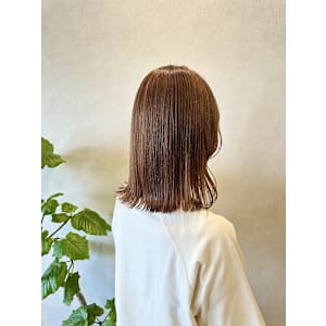 オレンジベージュ