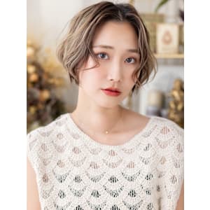 パラパラブリーチくせ毛風抜け感ショートボブ　根元ボブ - COVER HAIR bliss【カバーヘア ブリス】上尾/上尾西口店【カバーヘアブリス アゲオ アゲオニシグチテン】掲載中