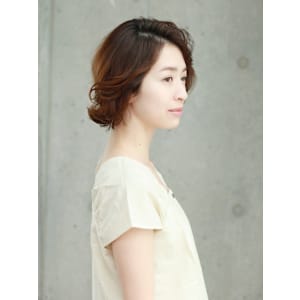 大人女性/横流しショート - SOCIE AVEDA さいたま新都心店【ソシエ アヴェダ サイタマシントシンテン】掲載中