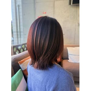 血色と艶を仕込むくびれボブの魅力 - EMU international 春日部本店【エムインターナショナル】掲載中