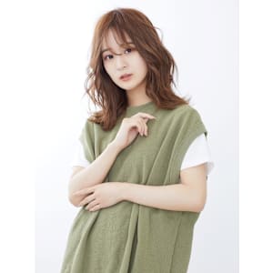 くびれミディアム/外ハネミディ - SOCIE AVEDA まるひろ川越店【ソシエ アヴェダ マルヒロカワゴエテン】掲載中