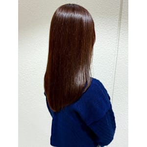 マロンブラウン セミロング ツヤ髪ロング 髪質改善カラー - Beautissimo 川越【ビューティシモ カワゴエ】掲載中