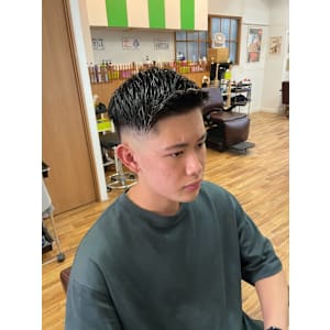 黒髪短髪スキンフェード - hair studio Romeo【ロメオ】掲載中