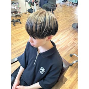 コントラストツートンブリーチカラー - hair studio Romeo【ロメオ】掲載中