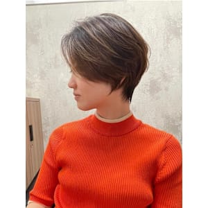 半個室美容室 roan 宗像店×スタイル