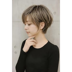 【小田急相模原】大人ショートの白髪ぼかし - LOHAS by KENJE【ロハスバイケンジ】掲載中