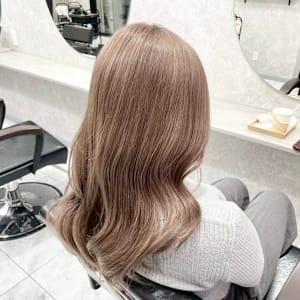 ベージュ - kamiiro ハイトーン/ブリーチ/ダブルカラー/髪質改善【カミイロ ハイトーン ブリーチ ダブルカラー カミシツカイゼン】掲載中