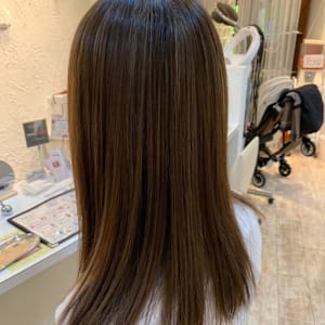 脱白髪染めハイライト