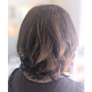 ミディアムレイヤー白髪ぼかしカラー