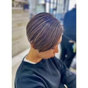 【松浦】白髪ぼかし細めハイライト