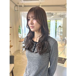 アッシュベージュ20代30代40代艶カラー - CIRCLES hair design【サークルヘアデザイン】掲載中