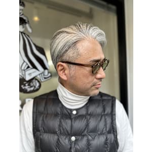 ビジネスサイドパート - BARBER MIKI【バーバーミキ】掲載中