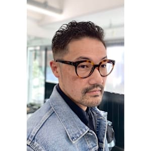 ビジネスサイドパート - BARBER MIKI【バーバーミキ】掲載中