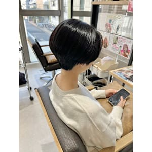 カット&カラー専門店 miret×スタイル