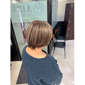 白髪ぼかしハイライト