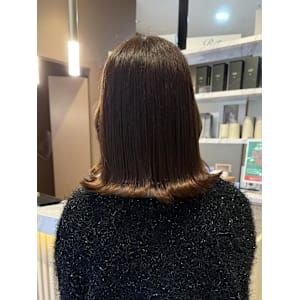 大人の透け感カラー