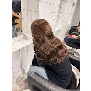 韓国風レイヤーカット【銀座駅/学割U24/前髪カット】