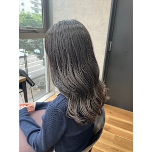 ミディアム グレージュカラー