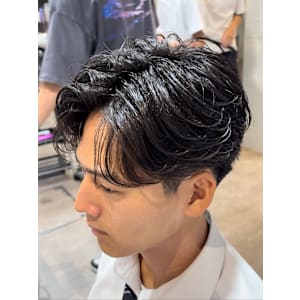 フェザーショート　毛流れパーマ　コンマセンターパート　 - FLAVA Men's hair メンズサロン吉祥寺【フレイバ メンズヘア】【フレイバ メンズヘア】掲載中