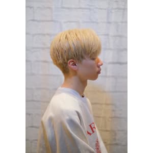 ツーブロックナチュラルセンターパート - グレイスフルバーバー プラチナム【グレイスフルバーバー プラチナム】掲載中