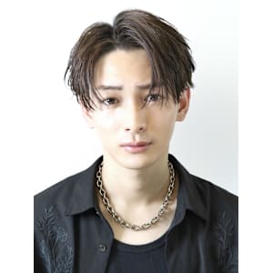 センターパートフェザー - KUROT 福岡本店【クロト フクオカホンテン】掲載中