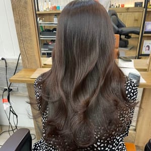 ベージュブラウン/レイヤーカット/髪質改善 - N° anfeel 渋谷【ナンバー アンフィール シブヤ】掲載中