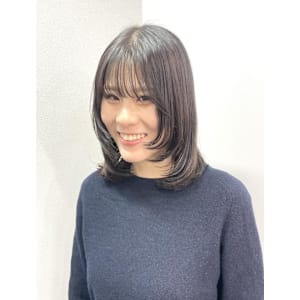 大人レイヤー/レイヤーカット/レイヤーカットミディアム