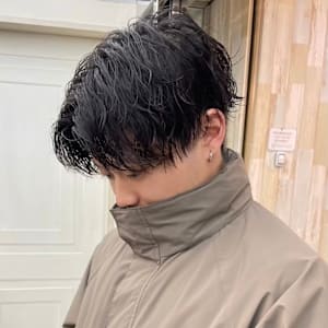 ツイストスパイラルパーマ/センターパート/ツイスパ - N° anfeel 渋谷【ナンバー アンフィール シブヤ】掲載中