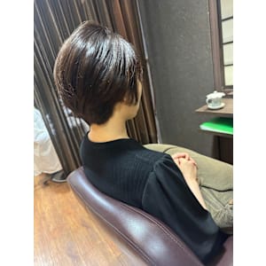 HAIR DESIGN + GOLDEN ROCK×スタイル