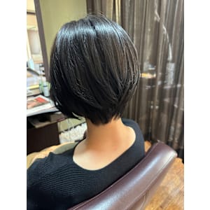 HAIR DESIGN + GOLDEN ROCK×スタイル