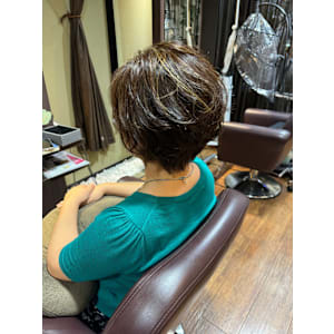 HAIR DESIGN + GOLDEN ROCK×スタイル