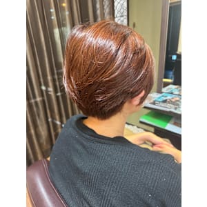 HAIR DESIGN + GOLDEN ROCK×スタイル