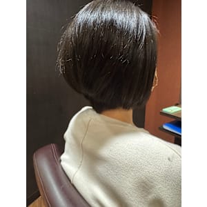 HAIR DESIGN + GOLDEN ROCK×スタイル