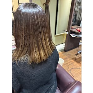 HAIR DESIGN + GOLDEN ROCK×スタイル