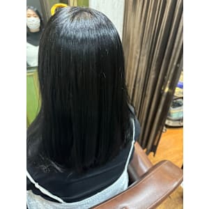 HAIR DESIGN + GOLDEN ROCK×スタイル