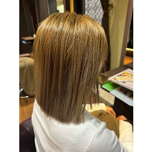 HAIR DESIGN + GOLDEN ROCK×スタイル