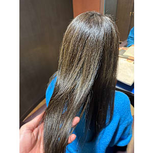 HAIR DESIGN + GOLDEN ROCK×スタイル