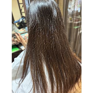 HAIR DESIGN + GOLDEN ROCK×スタイル