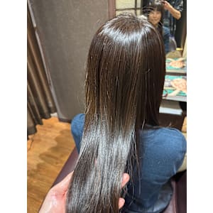 HAIR DESIGN + GOLDEN ROCK×スタイル