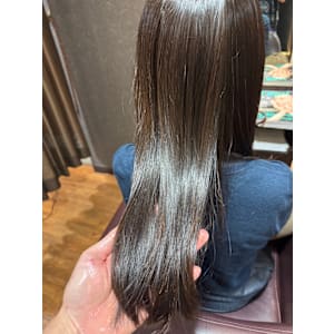 HAIR DESIGN + GOLDEN ROCK×スタイル