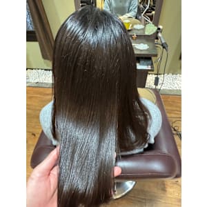 HAIR DESIGN + GOLDEN ROCK×スタイル