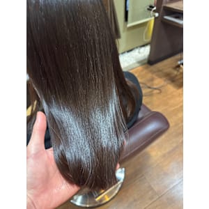 HAIR DESIGN + GOLDEN ROCK×スタイル