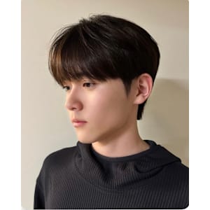 Varma 江坂店×スタイル