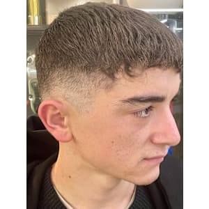 ミドルフェードクロップ