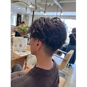 PLUS 六地蔵店×スタイル