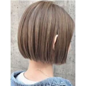 大人可愛い20代30代40代 ショートボブ アッシュベージュ