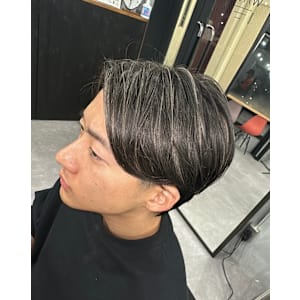 メンズホワイトハイライト - WAVY 桜木町店【ウェイビーサクラギチョウテン】掲載中